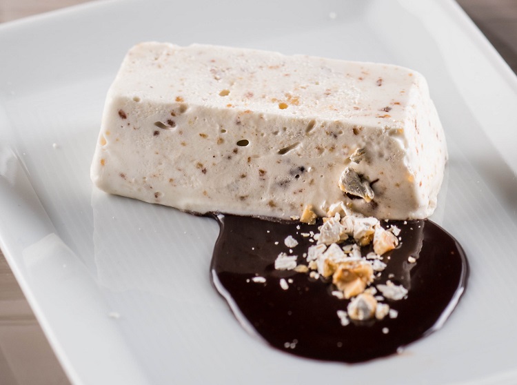 Semifreddo al torrone